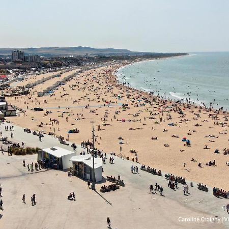 Appartamento Le Logis De La Marina Calais Esterno foto