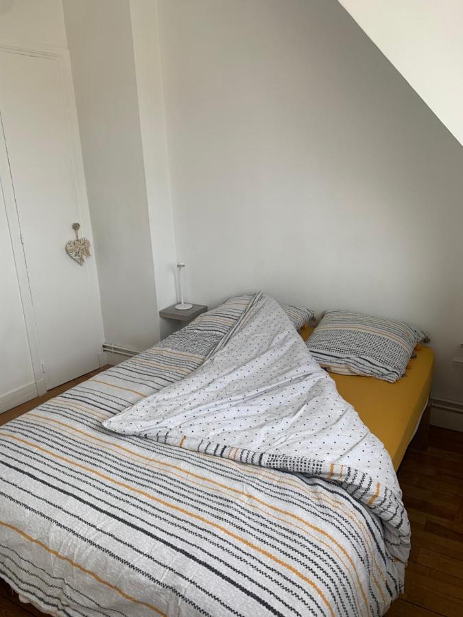 Appartamento Le Logis De La Marina Calais Esterno foto