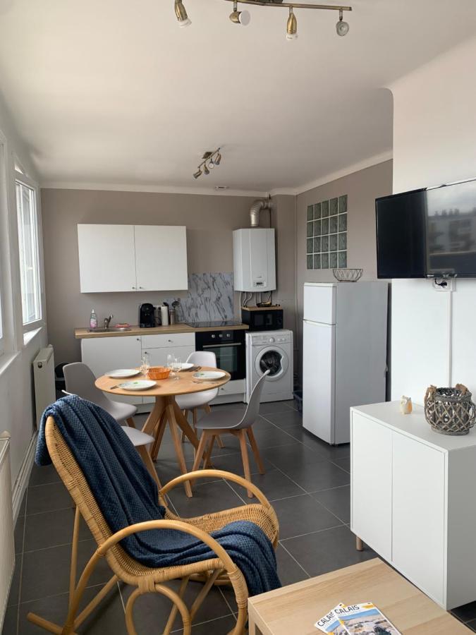 Appartamento Le Logis De La Marina Calais Esterno foto